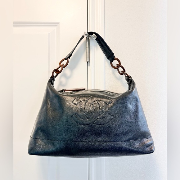 Auth CHANEL Black CC Caviar Large Hobo Bag, 14.9” x 10.2” - Picture 3 of 17